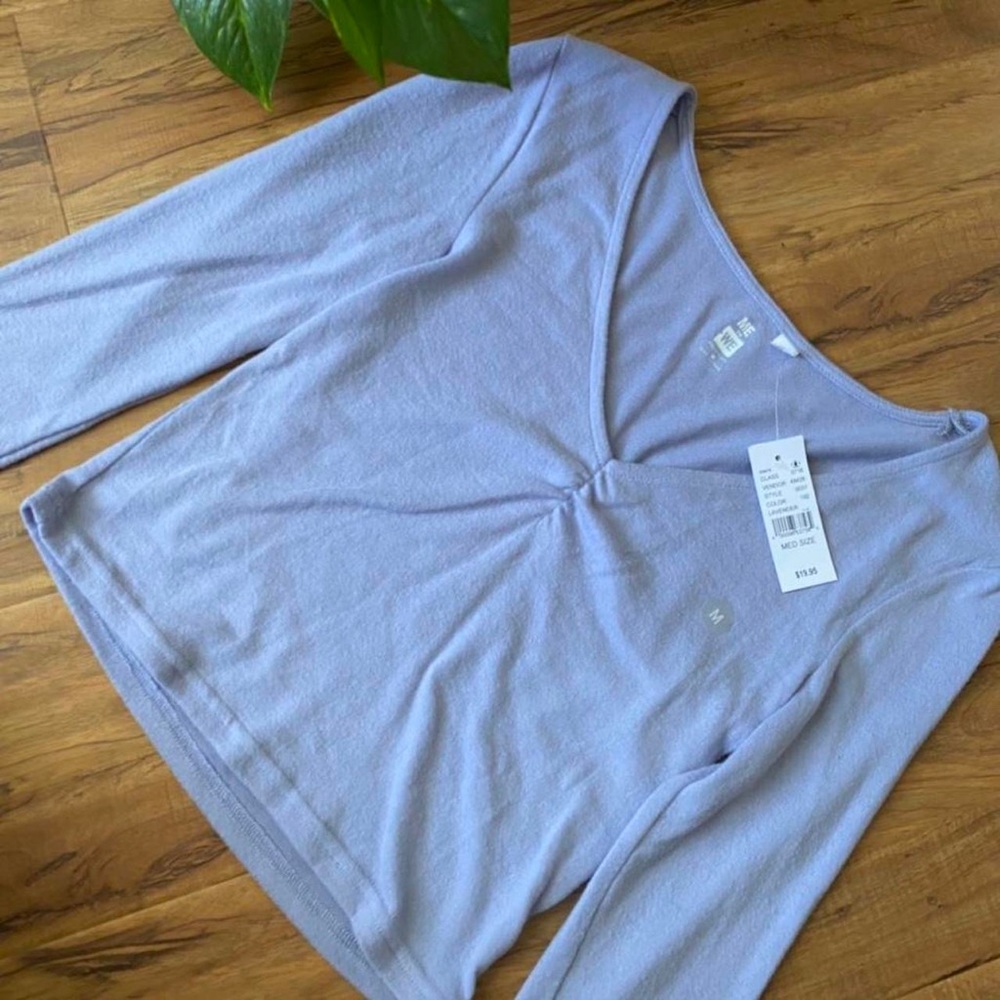NWT lavender long sleeve pacsun top